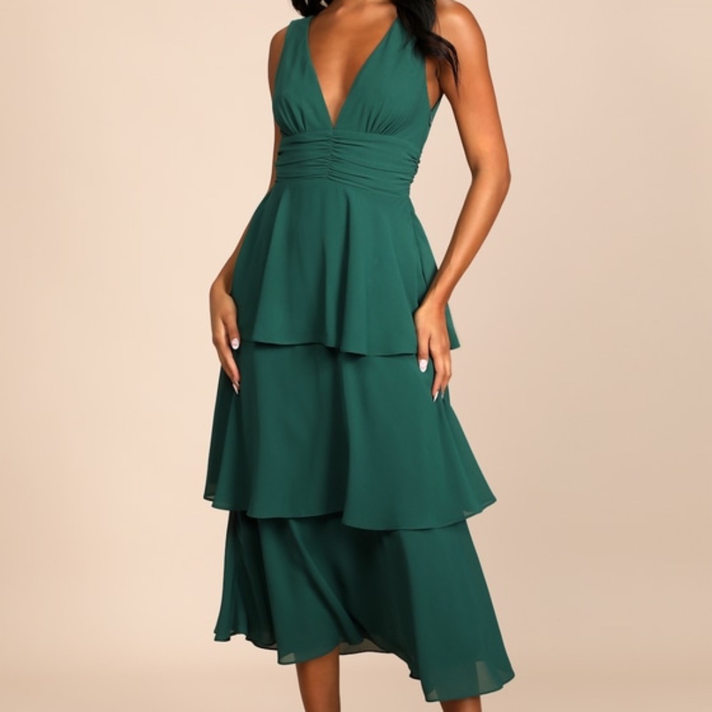 Lulus Celebration Time Emerald Green Sleeveless Tiered Midi Dress - Size M